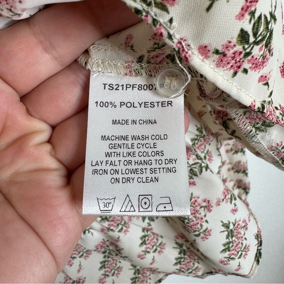 The Shirt by Rochelle Behrens Pink Floral Ruffles Shirt Size Xsmall - Picture 4 of 5